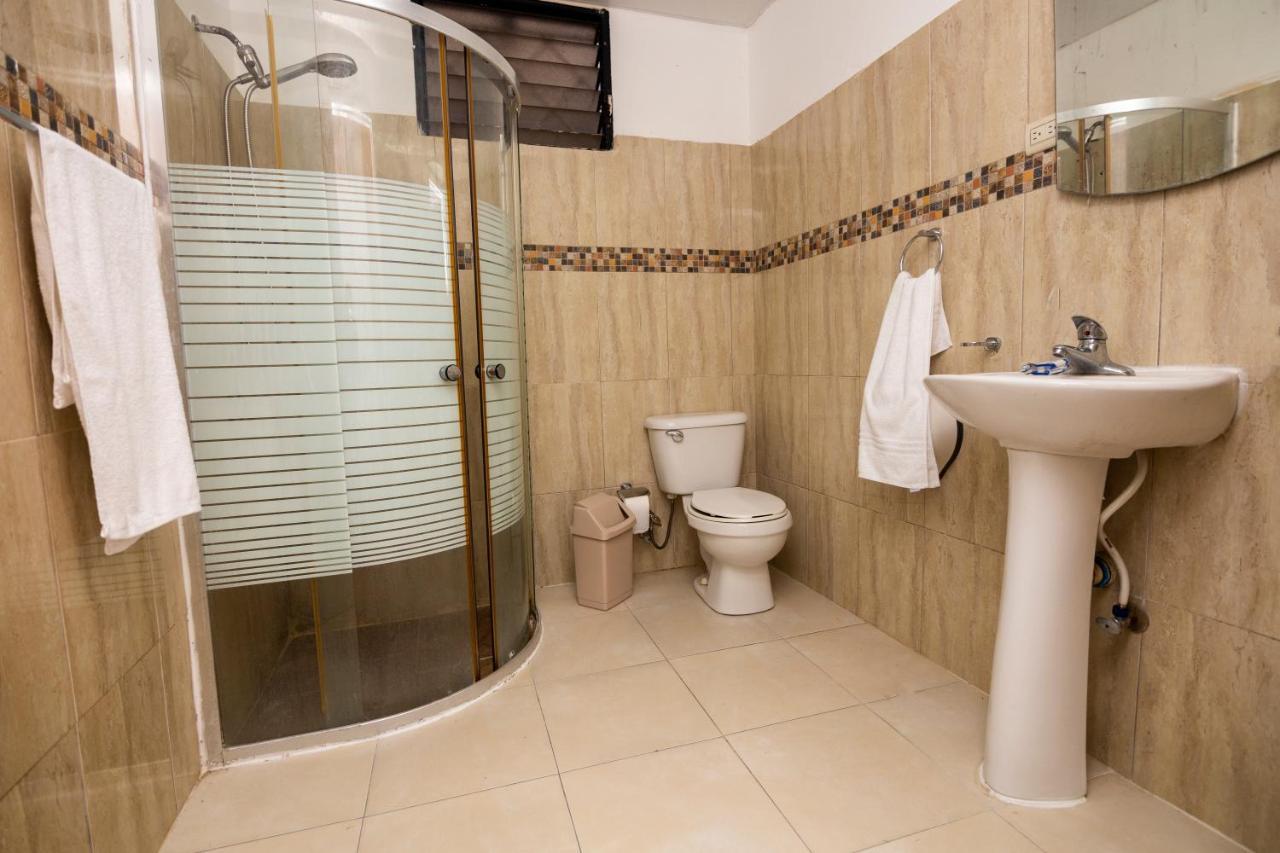 Caribbean Queen Hotel Санто-Доминго Экстерьер фото